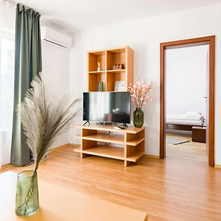 Apartment Todorka In *