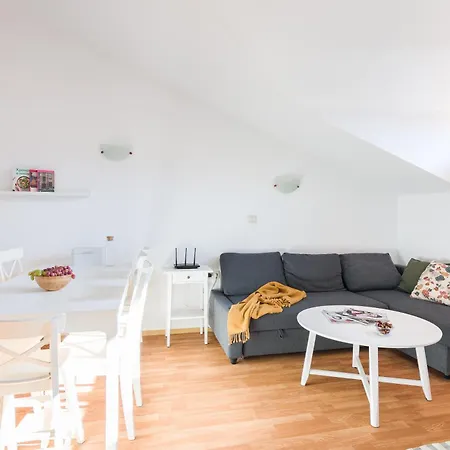 Todorka In Apartment Bansko