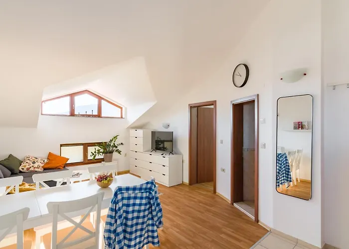 Apartment Todorka In *