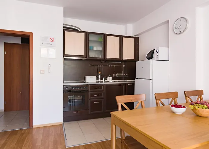 Todorka In Apartment